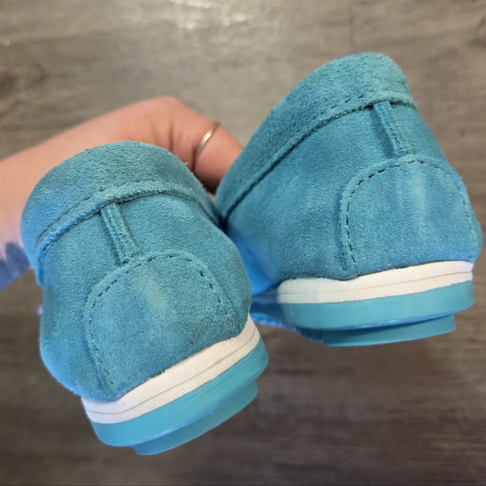 Minnetonka • Teal / Aqua Moccasin Loafers - Picture 6 of 10